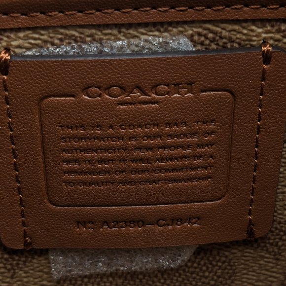 COACH Hobo pebbled leather logo strap shoulder crossbody bag - Chalk/Ivory - Picture 8 of 13
